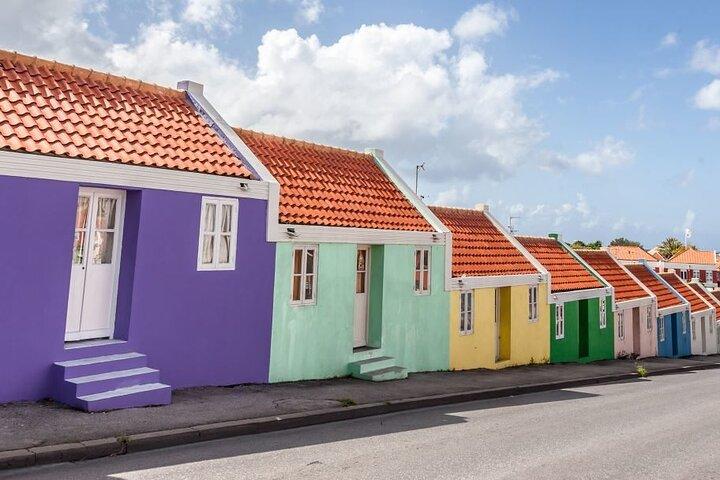 Curacao City Tour with Shopping, Beach Time & Local Guide