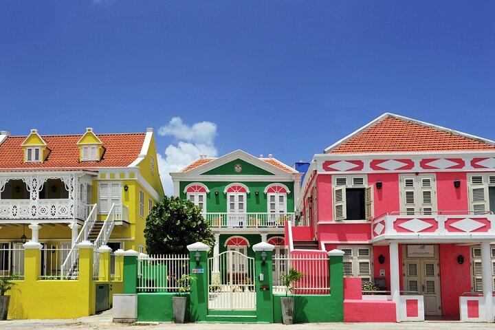 Curacao City Tour with Shopping, Beach Time & Local Guide
