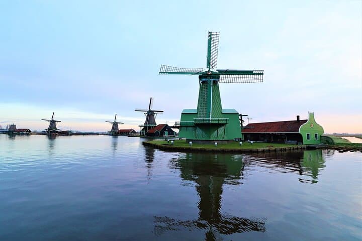 Amsterdam E Bike Tour to the Windmills of Zaanse Schans