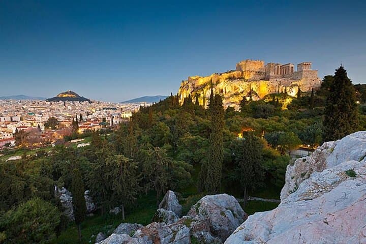 Meet the Cats of Acropolis and Thissio Private Tour