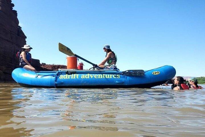 Excursion d'une journée complète de rafting en eaux vives à Moab dans le Westwater Canyon