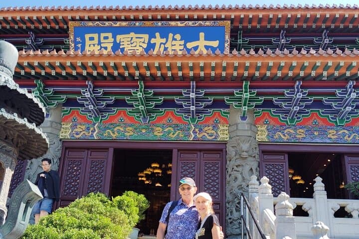 Premium Lantau Tour with Cable Car tickets with Guide