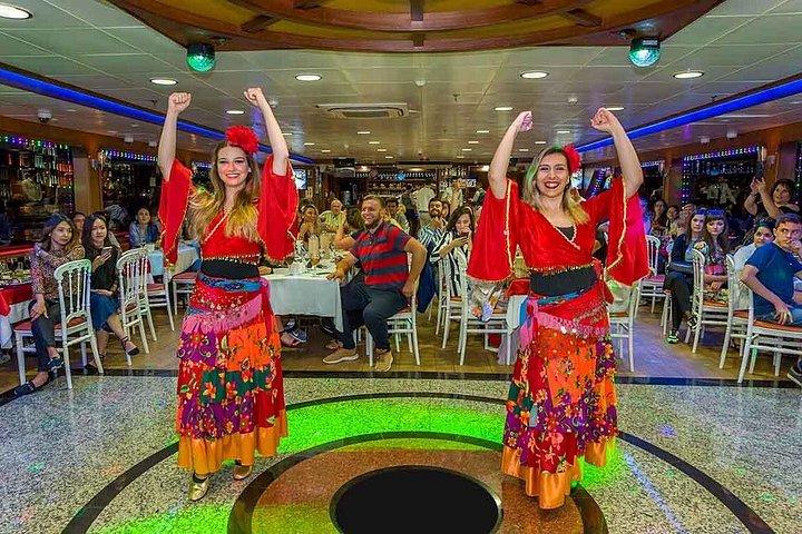 Istanbul Boshphorus Cruise Dinner with Dancing Show
