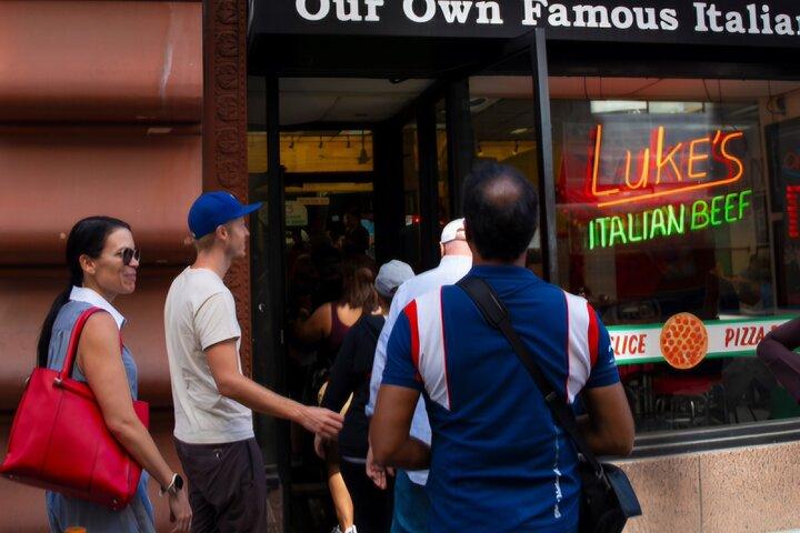 Chicago Loop Food Tour: Taste the Most Iconic Local Eats