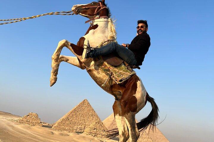 Gizeh Pyramiden und Grand Egyptian Museum Tagestour
