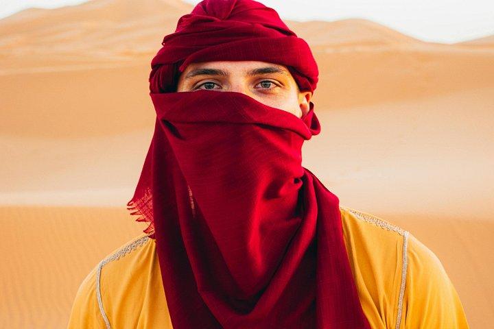 Ouarzazateから: 1泊2日ザゴラ砂漠からマラケシュに戻る