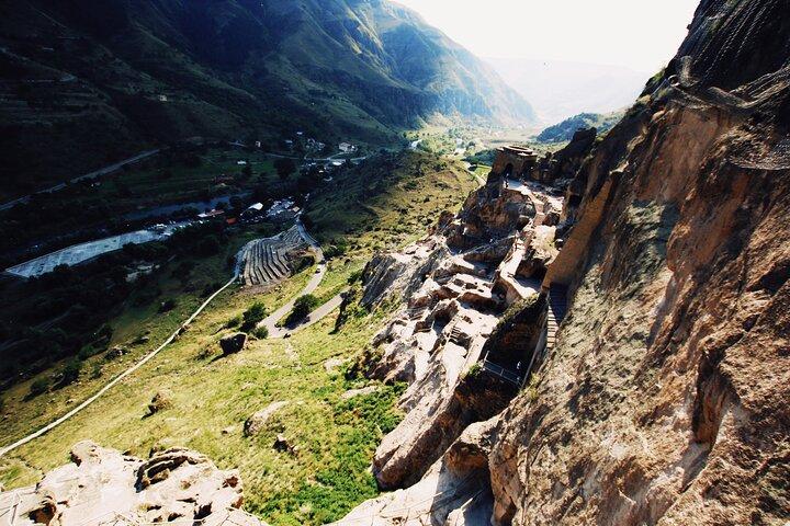 Tour di gruppo di Borjomi Rabati e Vardzia da Tbilisi