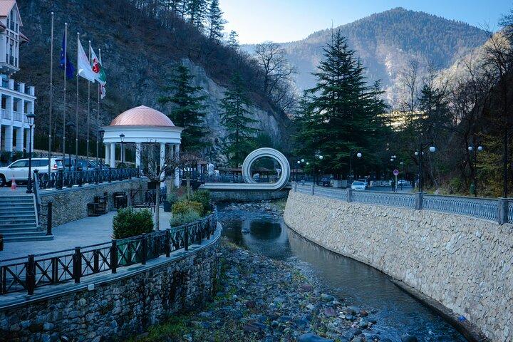 Tour di gruppo di Borjomi Rabati e Vardzia da Tbilisi