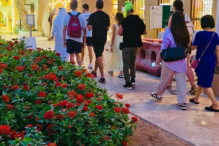 Old Dubai tour: Local Market, Tasting, Dubai creek with Abra ride