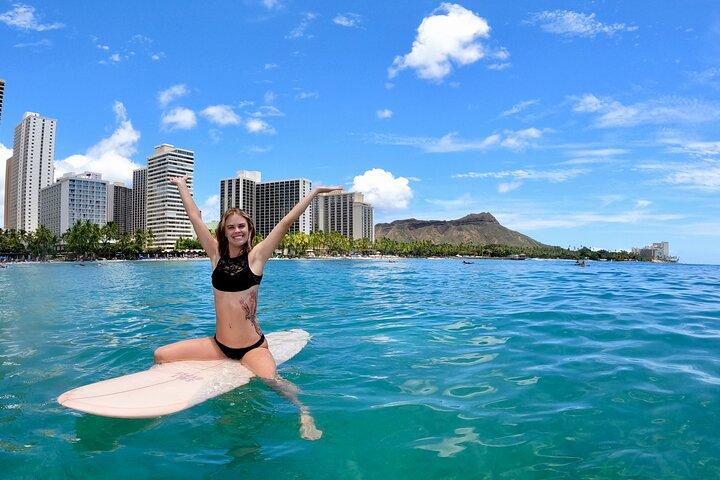 Clase de surf en Waikiki - Instructora