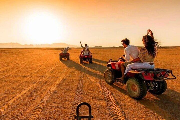 Vanuit Marrakech: Quadtour & kameelrit naar Agafay Desert