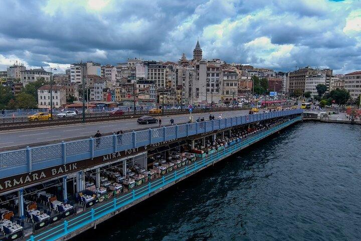 Istanbul : Galata, Karaköy e quartiere ebraico — Patrimonio cosmopolita