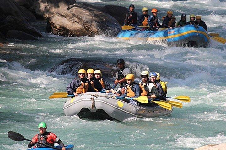 Halbtägiges Rafting in Pokhara