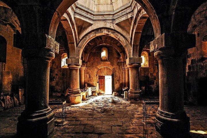 Garni Tempel, Geghard Kloster, Azat Stausee | 1 Tagestour