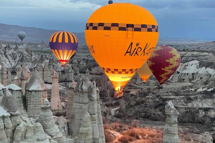 Sunrise Hot Air Balloon em Cappadocia