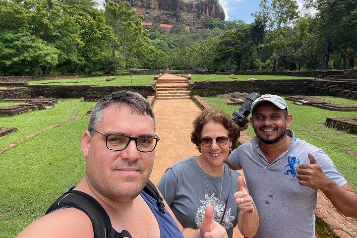 Sigiriya Ella Yala Galle|コロンボ発9Dスリランカプライベートツアー