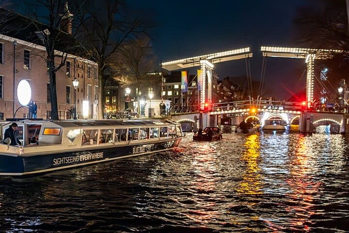 Amsterdam Light Festival Canal Cruise with Wine & Cheese Option