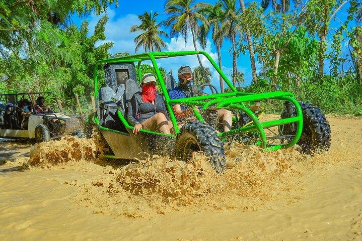 Privat natbuggy-tur med fest i Punta Cana
