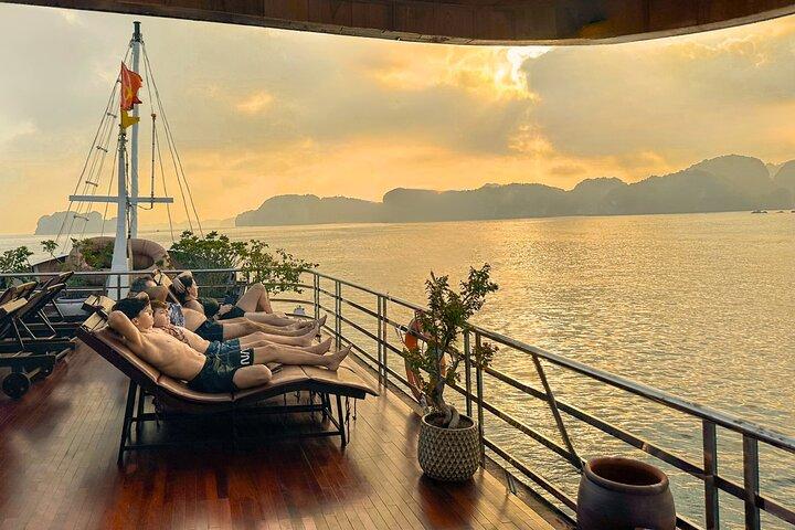 Hanoi/Ninh Binh : 2-dagars Lan Ha Bay & Cat Ba med liten kryssning