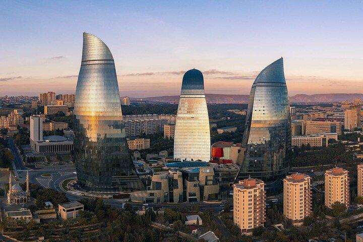Bakoe Heydar Aliyev Airport (GYD) Privétransfer naar Bakoe City