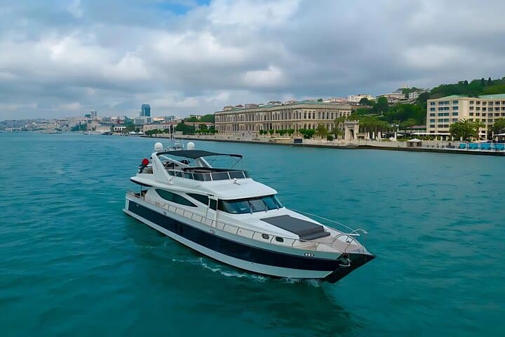 2-Hour Private Bosphorus Luxury Yacht Cruise with Transfers
