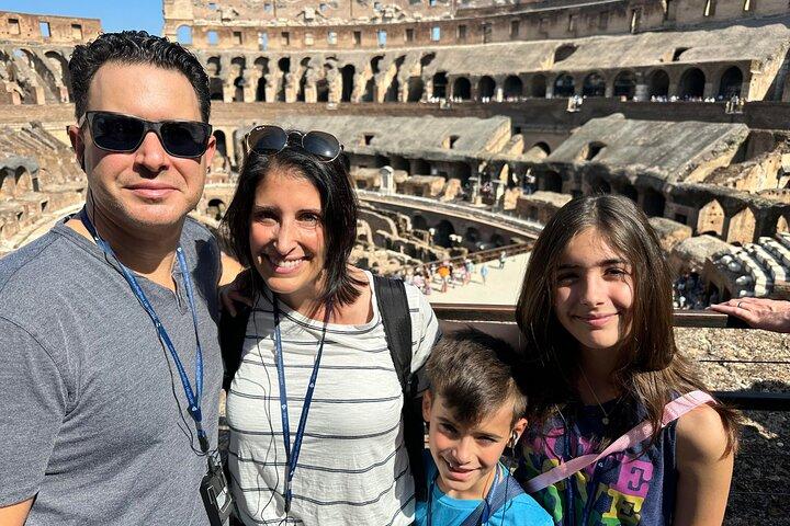 Excursão personalizada para crianças no Fórum Romano do Coliseu e no Monte Palatino