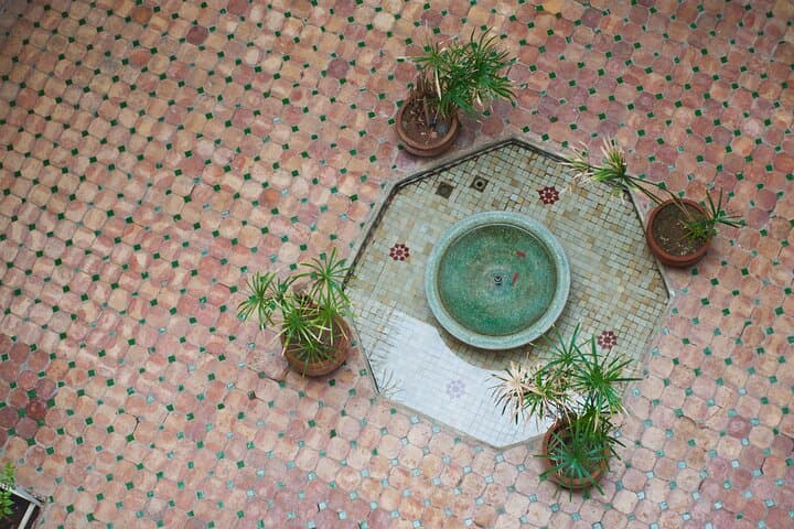Marrakech Medina Self-Guided Walking Tour Experience
