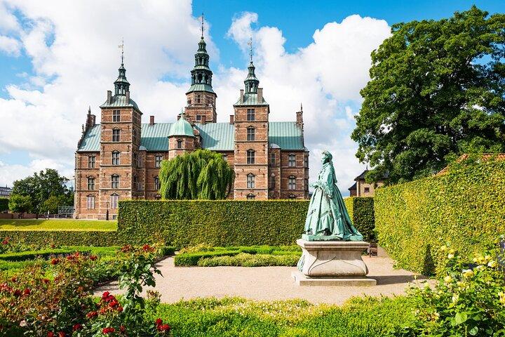 Charme royal de Copenhague: Exclusive Private Driving Tour