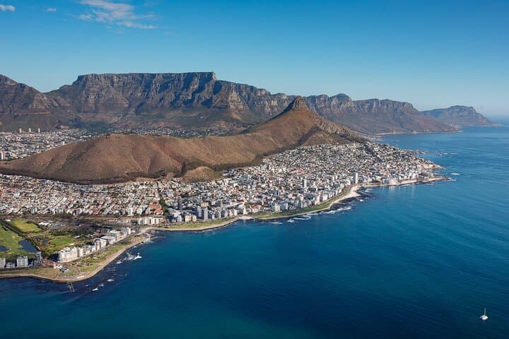Cape Town City Center Tour with Champagne