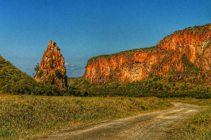 Day Trip to Hell's Gate National Park and Lake Naivasha