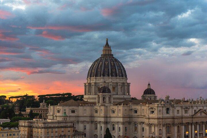Subida a la cúpula de la Basílica de San Pedro con fácil acceso de elevación