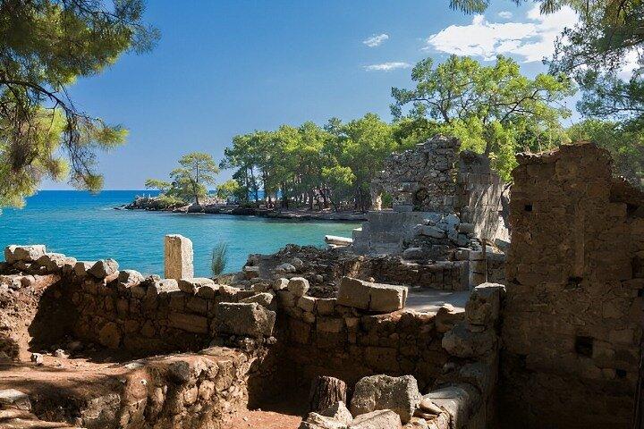 Kemer : Mega Star Party Boat Trip From Lunch And Transfer(昼食と送迎からメガスターパーティーボートトリップ)