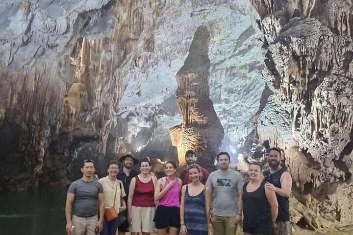 Phong Nha & Paradise Caves Heldagsäventyr från Hue
