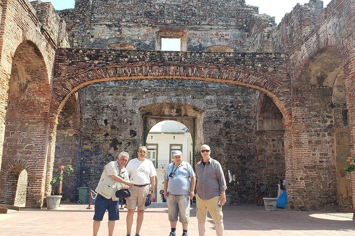 Privat rundvisning i Panama City og Panamakanalen.