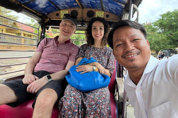 10 Stop Phnom Penh-tur med Tuk-Tuk, inkluderer S21 & Killing Fields