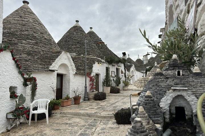 Alberobello trulli, Bari