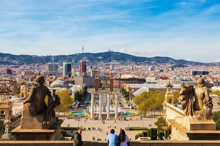 Barcelona Highlights Tour with Montjuïc Cable Car