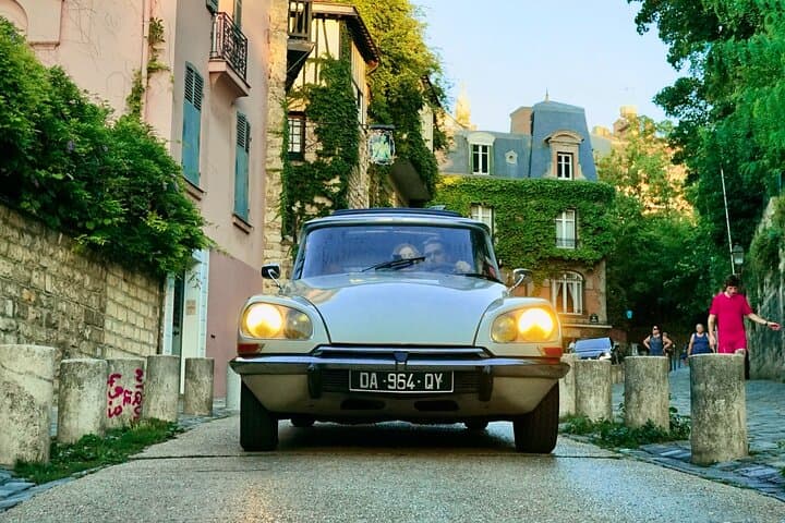 Paris TV Show Tour in a Open Top Vintage French Car Citroen DS