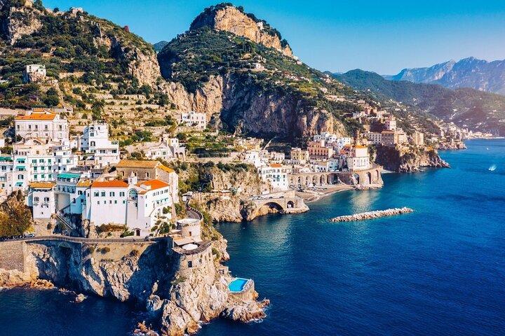 Amalfi Coast Boat Tour Experiência com diversão e bebidas