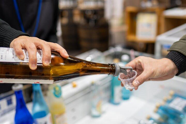 Private Sake und Kobe Beef Tasting Tour mit einem Sake Sommelier