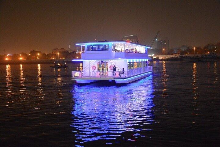 Marina Cruise With Dinner And Transfer