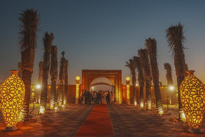 Dubai Desert Safari Dune Bashing, Sandboarding e cena barbecue