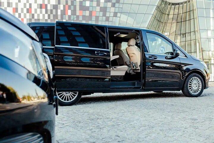 From Hotel to Istanbul Airport Private Transfer