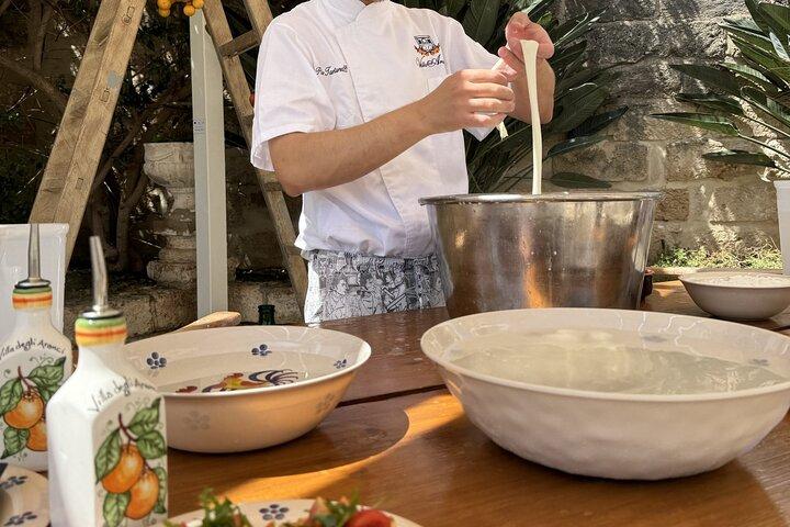 ポリニャーノ・ア・マーレ・モッツァレッラ イタリアの伝統の味を体験