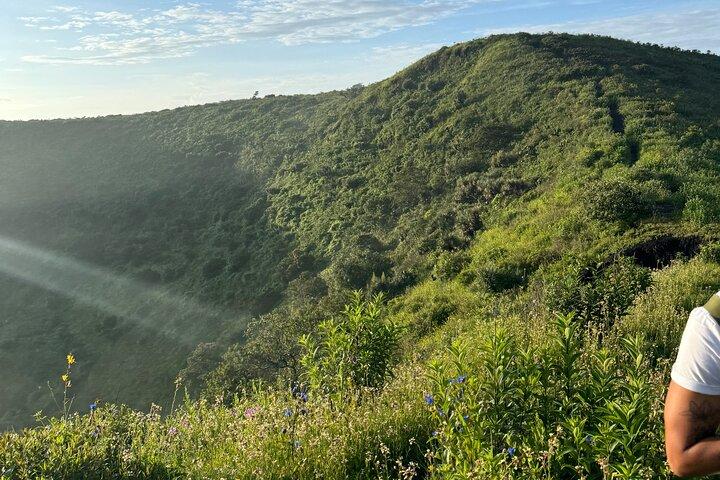Scenic Cable Car Ride to the City’s Hidden Volcano