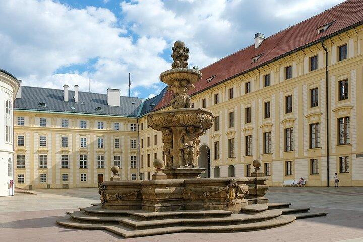 Prague Walking Tour: Explore Top Sights & Hidden Gems