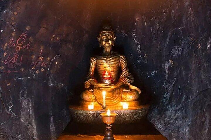 3 Day Private Bodhgaya Sightseeing Tour with Transfer