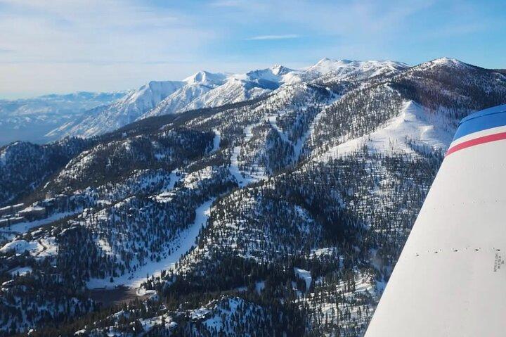 Lake Tahoe natursköna flygplan