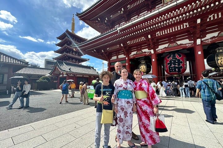 Asakusa Kimono &Tea Ceremony Private Cultural Tour by Local Guide