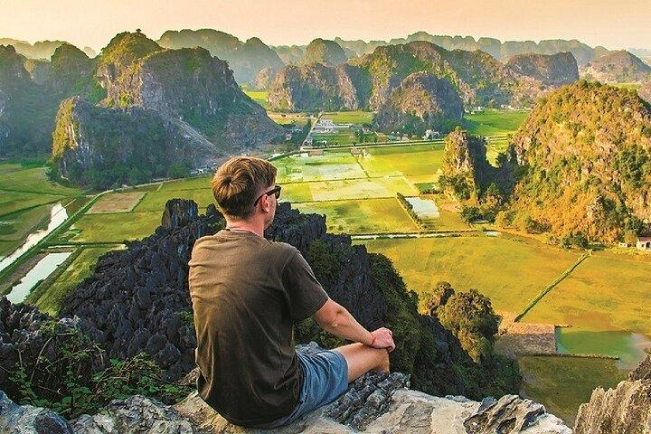 Ninh Binh: Excursion d'une journée à Hoa Lu, Trang An/Tam Coc et Mua Caves